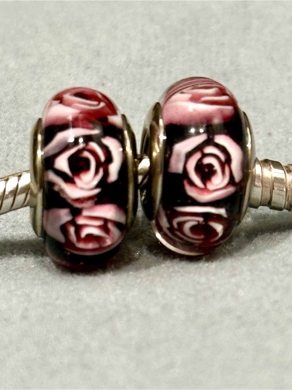Black Murano charms set with Pink Rose design fit Pandora bracelets - Picture 2 of 4